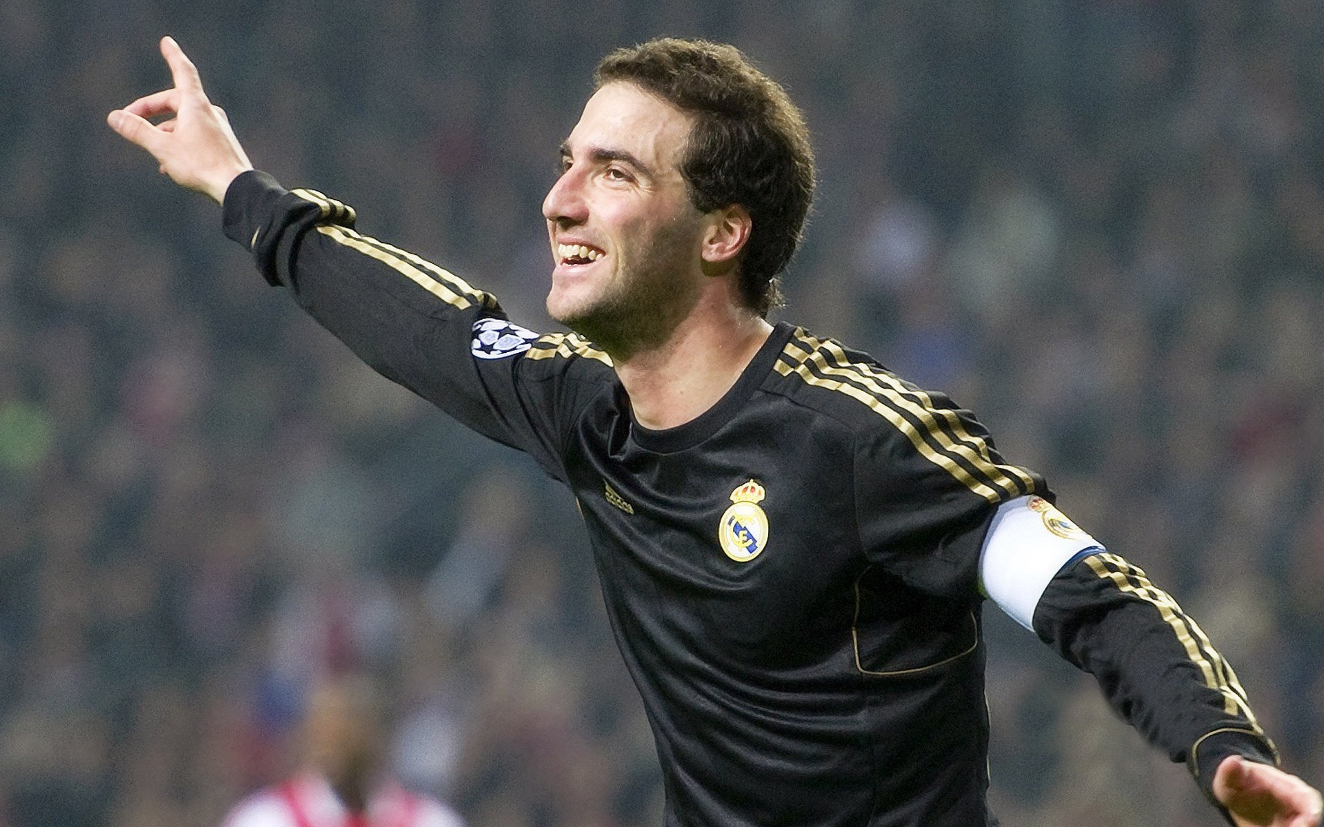 五大联赛史上最伟大10场比赛,你看过几场?,五大联赛夺冠历史最高分