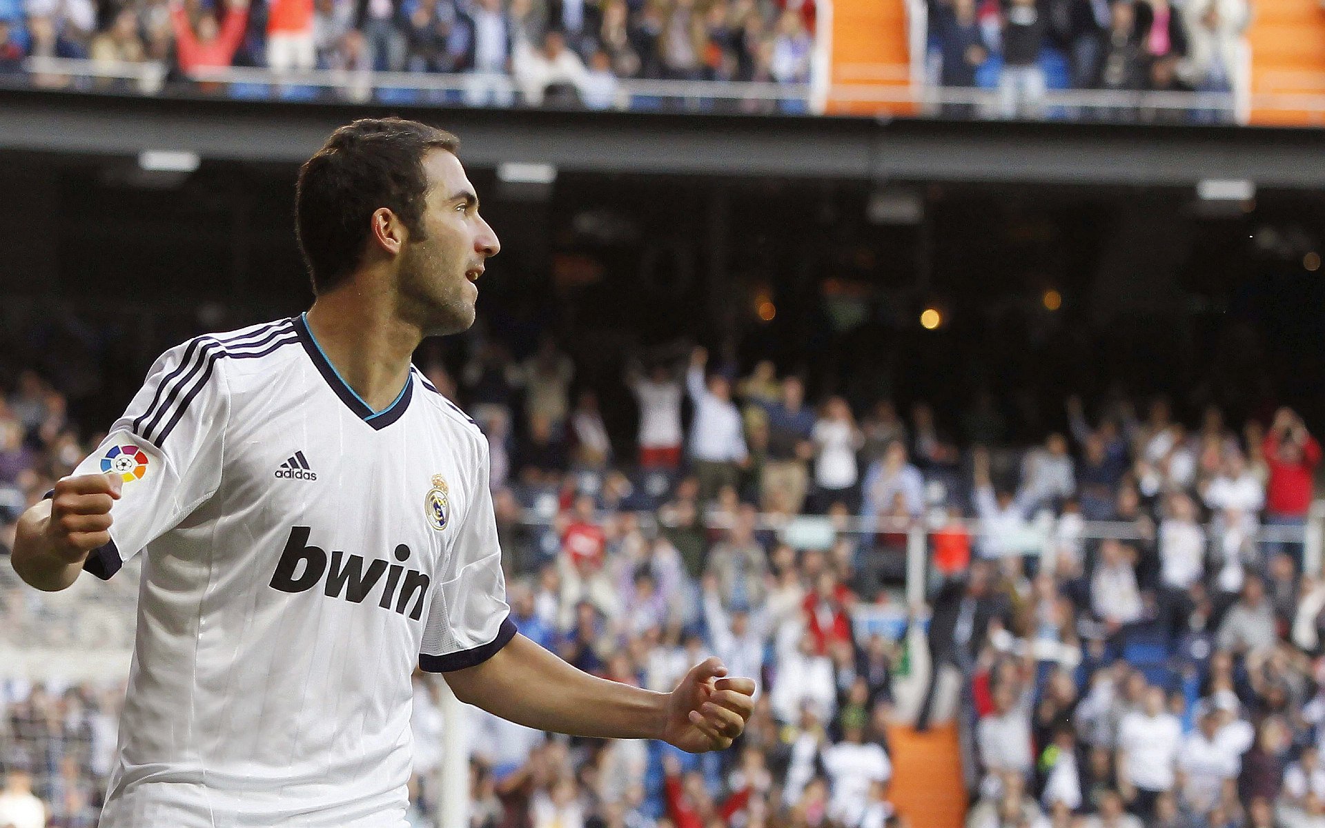 开云体育官方网入口-赛季中期总结：谁是最大黑马？，赛季中期是什么时候